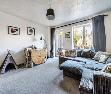 2 bedroom terraced house to rent - Photo 2