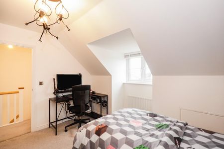 5 bedroom House To Let Total Size: 1098 SQ FT - Photo 5