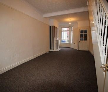 2 Bed Terraced House, Waltham Road, L6 - Photo 2