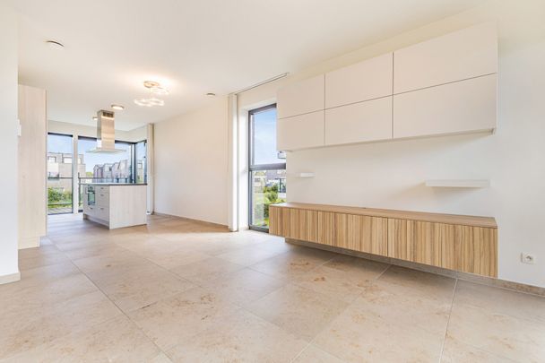 Appartement te huur in Sint-Pieters-Leeuw met 3 slaapkamers - Photo 1