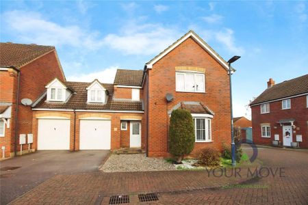 4 bedroom link detached house to rent - Photo 3