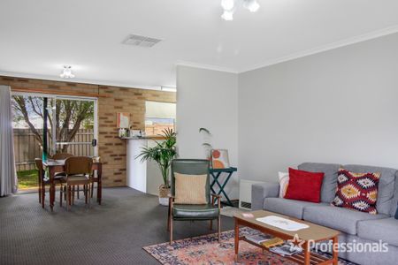 4/47 Karoom Drive, Glenfield Park NSW 2650 - Photo 4