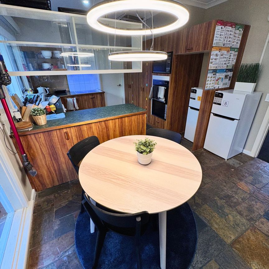 Burwood East - Photo 1