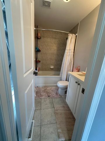 For Lease - 70 Hogan Manor Drive, Brampton, Ontario - Photo 4