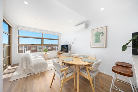 Unit 211/43 Arthur Blakeley Way, Coombs ACT 2611 - Apartment For Rent | Domain - Photo 2
