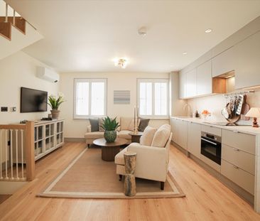 An exceptionally refurbished two bedroom house to rent in the heart of Knightsbridge, SW7. - Photo 6