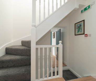 Crichton Avenue, Wallington - Photo 1