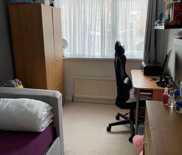 2 Bed End Terrace, Jeremy Close, LE4 - Photo 4