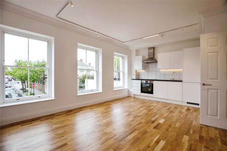 Homerton High Street, London, E9 6AG - Photo 5