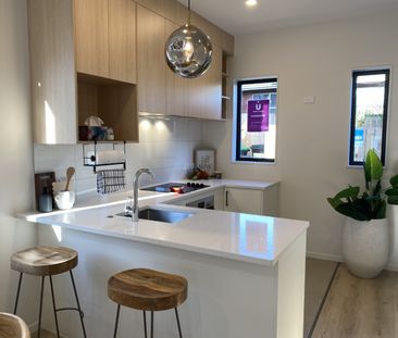 15 Paetai Lane, Te Atatu Peninsula - Photo 6