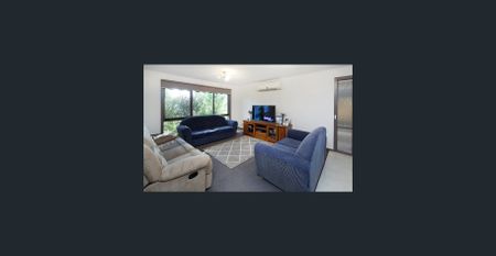 Family home in a good location! - Photo 4