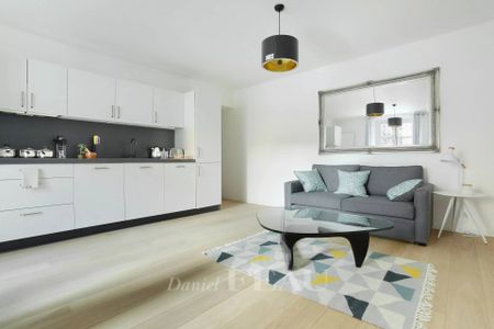 Location appartement, Paris 1er (75001), 2 pièces, 46.1 m², ref 86704880 - Photo 2