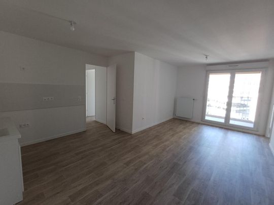 location Appartement T4 DE 80.7m² À BOBIGNY - Photo 1