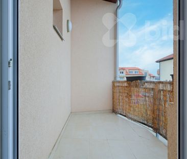 Pronájem bytu 1+kk (30 m²) s lodžií v Přezleticích - Photo 4