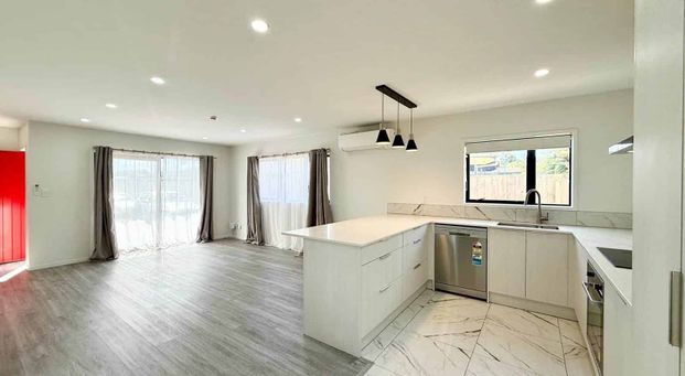 "Your Dream Space Awaits: Uncover Ultimate Con... - Photo 1