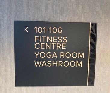 For Lease - 395 Dundas Street Unit# 425, Oakville, Ontario - Photo 1