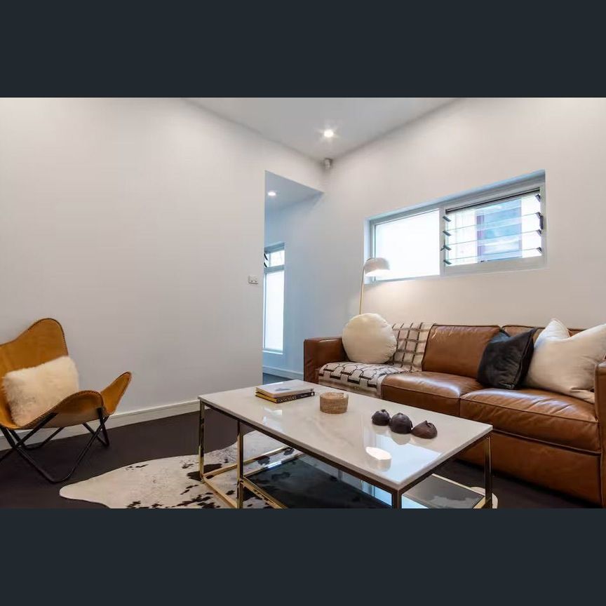 Luxury Fully Furnished Eggies Nest Glebe Accomodation - Photo 1