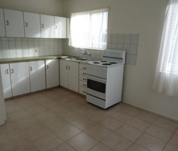 9 Oleander Avenue, Biggera Waters - Photo 6