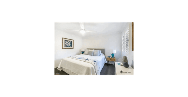 Bright Free-Flowing Apartment Overlooking Gardens - Photo 1