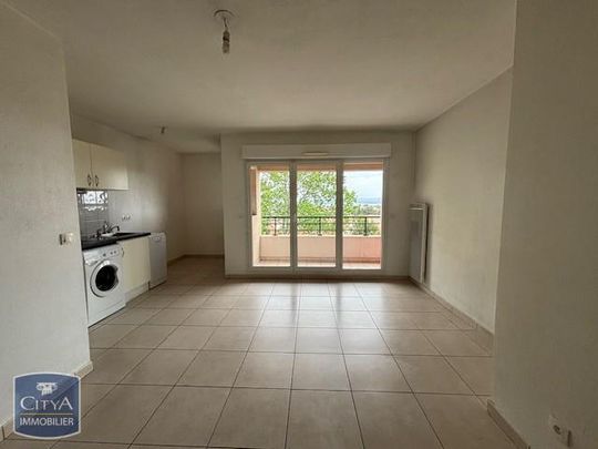 Location Appartement 2 pièces 44m² SETE 34200 - Photo 1