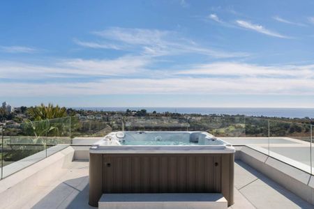 6 bedroom luxury Villa for rent in Benahavís, Spain - Photo 4