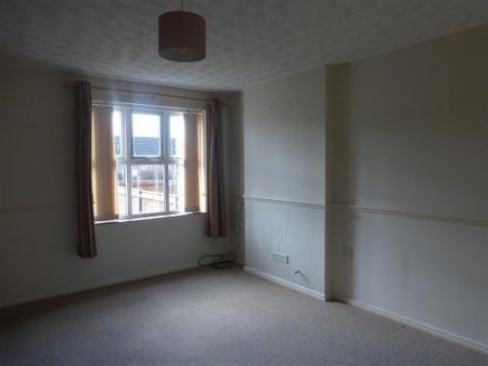 Norwich Road - Photo 2