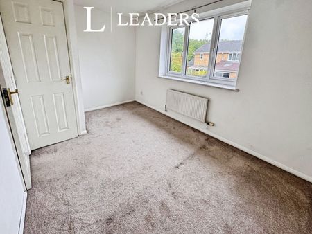 2 bedroom house to rent Challinor, Harlow, CM17 - Photo 4