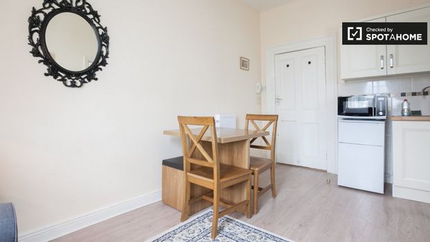 1-bedroom flat to rent in Rathgar, Dublin - Photo 1