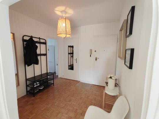 Location Appartement 1 pièce ORLEANS 45100 - Photo 1