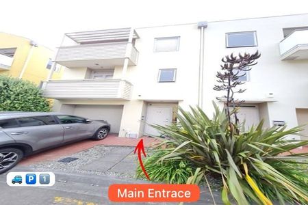 3 beds + 1 office/study room 2 baths House - Photo 4