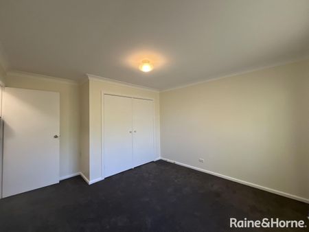 Updated and bright family home near James Shean Catholic High School - Photo 3