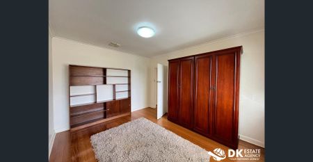 Spacious Family Home - Photo 5