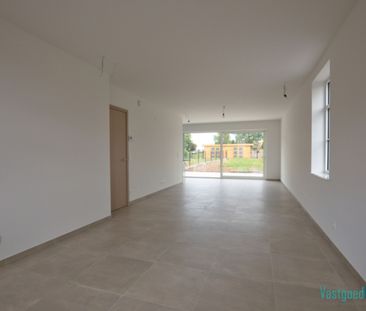 Energiezuinige nieuwbouwwoning met zonrijke tuin - Photo 2