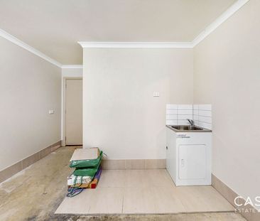 21 Knightsford Avenue, Clyde - Photo 6