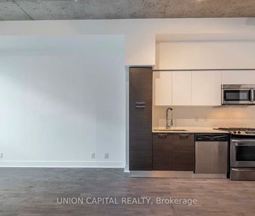 Lofts 399 , #816 - Photo 5