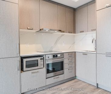 For Lease - 38 Honeycrisp Crescent Unit# 1017, Vaughan, Ontario - Photo 3