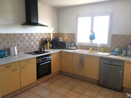 Villa de plain-pied 96m2 P4 + garage + jardin +terrasse - Photo 3