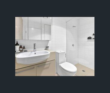 Executive Living - Resort Style Complex - Photo 5