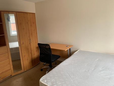 3 bedroom house to rent - Photo 3