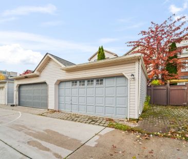 For Lease - 37 Winners Circle, Toronto, Ontario - Photo 4