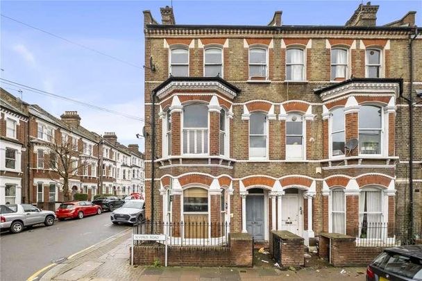 Severus Road, London, SW11 - Photo 1