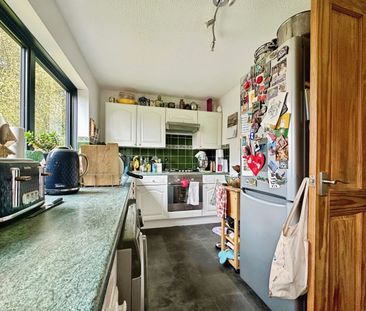 2 bedroom end of terrace to rent Godfrey Close, Lewes - Photo 1