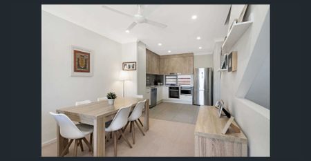 Premier Lifestyle Townhouse in Emerald Lakes - Photo 4