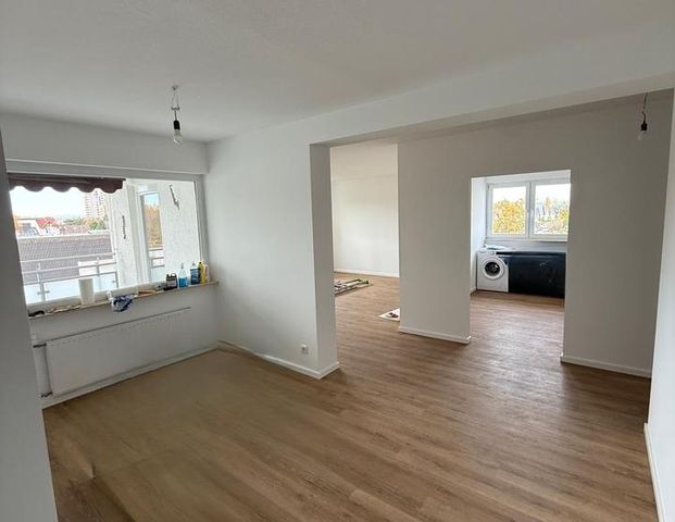 Ginsheim Attraktive 4-Z-Whg mit Balkon, Schwimmbad & Sauna - Foto 1