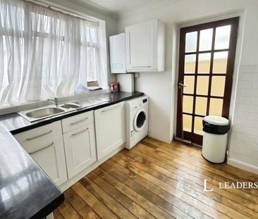 2 bedroom bungalow to rent - Photo 1