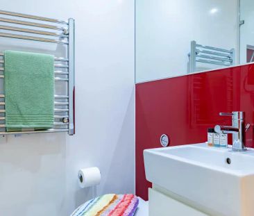 Premium Ensuite Upper Level - Photo 4