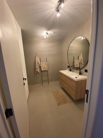 Kamer in nieuwbouwappartement in Deurne te huur - Photo 5