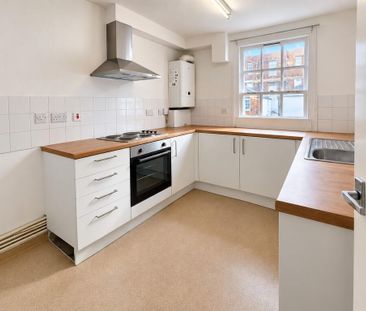 2 bedroom flat to rent - Photo 1