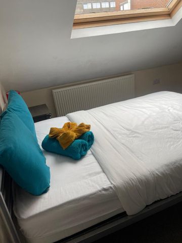 To Let : 143 Albert Road , Middlesbrough , TS1 2PP - Photo 3