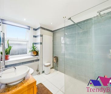 4 bedroom terraced house to rent - Photo 5